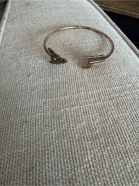 Gold Arrow Open Bangle Bracelet - Women Jewelry